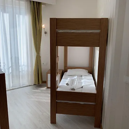 Harmony Hotell Side