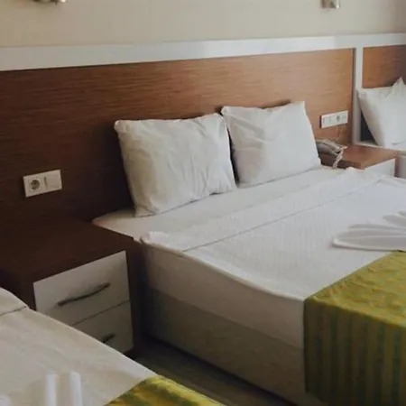 Harmony Hotell Side