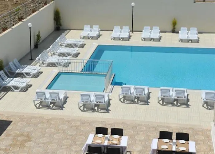 Hotel Harmony Side